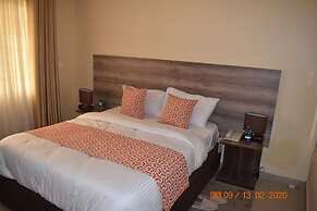 The Marais Hotel and Suites- SIAYA