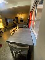 Modern Family Retreat Near Orlando Attractions