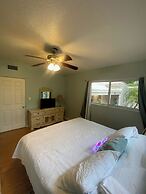Modern Family Retreat Near Orlando Attractions