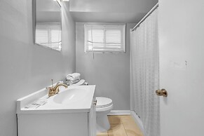 Family-friendly Room for 4 High-speed Wi-fi !