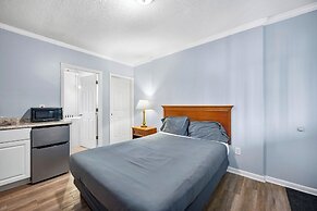 Cozy 1BR Retreat in Brownstown Relax & Unwind!