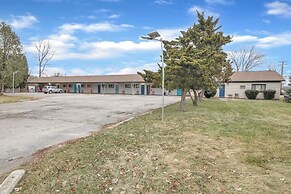 Private Room & Bath Brownstown Near Detroit