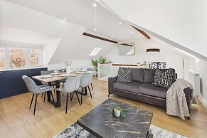 Host Stay Admiral s View