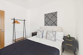 Host Stay Admiral s View