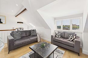 Host Stay Admiral s View