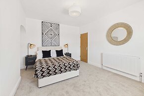 Host Stay Admiral s View