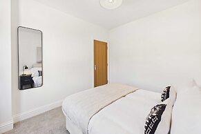 Host Stay Admiral s View