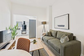 Host Stay Captain s View