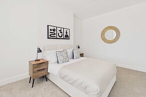 Host Stay Captain s View