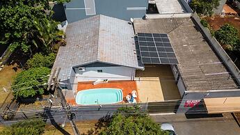 Casa Central 3 suites e piscina 10 pax