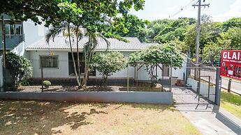 Casa Central 3 suites e piscina 10 pax