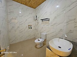 Kuri Himandhoo Inn