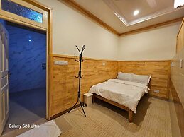 Kuri Himandhoo Inn