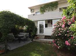 Garden Oasis - Kaštel Lukšić