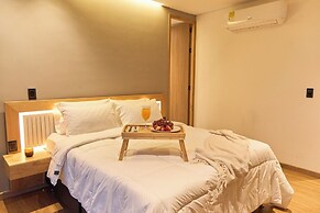 Rosa Negra Warm Stadio Aparta-suite