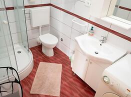 Dalmatian Apartments Bilice