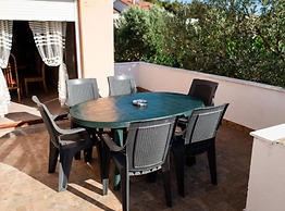 Dalmatian Apartments Bilice