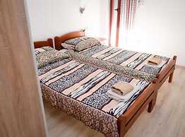 Dalmatian Apartments Bilice