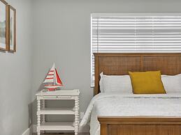 Cozy 1BR Seaside, Steps to Hollywood Beach & More