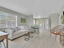 Cozy 1BR Seaside, Steps to Hollywood Beach & More