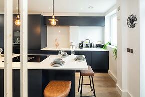 Superb 3bedroom House in Greenwich With Parking