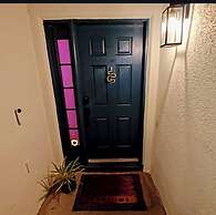 Chic 3 BR w/ Pool Near Disney Magic