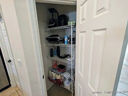 Chic 3 BR w/ Pool Near Disney Magic