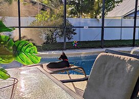 Chic 3 BR w/ Pool Near Disney Magic