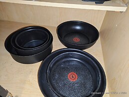 Chic 3 BR w/ Pool Near Disney Magic