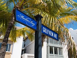 Marlin Bay Resort & Marina