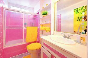 Pink Luxe Spa Retreat San Diego