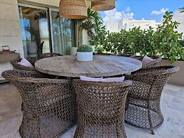 Casa Cantaro Ocean View in La Amada Residences