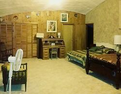 HOUSE OF FUTURE MASTER BEDROOM LANSING