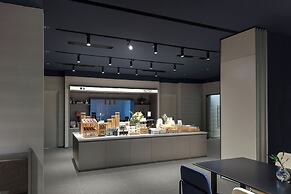 Pudong Airport  Light Residence Hotel