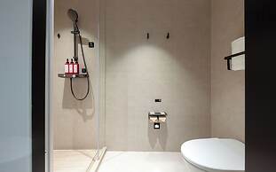 Pudong Airport  Light Residence Hotel