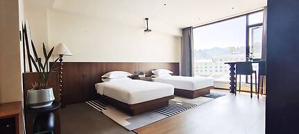 YUJIE HOTEL