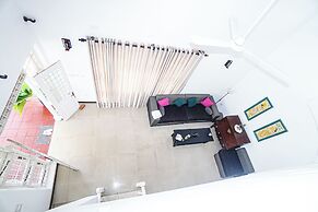 Ayur Ayur White Sail Villa