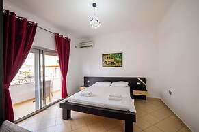 6 Milje Resort