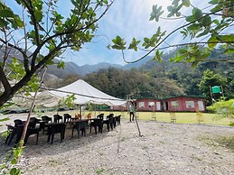 River Camp Cottages Rishikesh