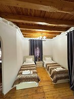 AIST HOTEL