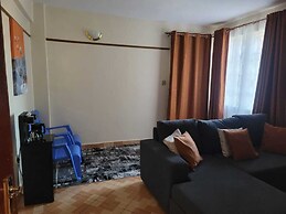 Lux Suites Bayloft Apartments Homabay