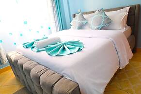 Lux Suites Bayloft Apartments Homabay