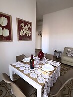 Mantula House
