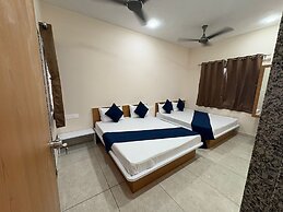 Hotel Darshan Palace - Near Dwarka Railway Station & Shree Dwarkadhish