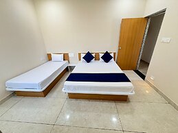 Hotel Darshan Palace - Near Dwarka Railway Station & Shree Dwarkadhish