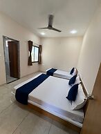 Hotel Darshan Palace - Near Dwarka Railway Station & Shree Dwarkadhish
