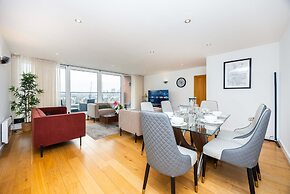Waterside Bliss Executive Apartment