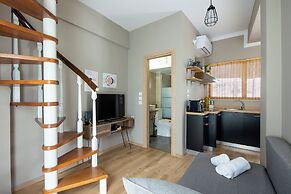 The Acropolis Pathway