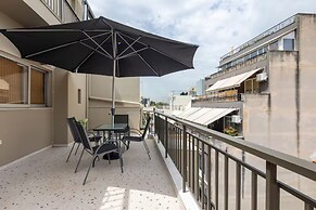 The Acropolis Pathway