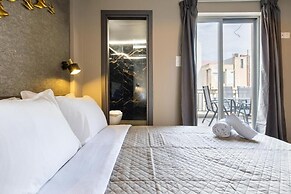 The Acropolis Pathway